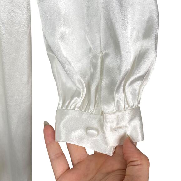 Leena for Mac Duggal White Plunge Satin Puff Sleeve Jumpsuit SZ 2 - Picture 8 of 12